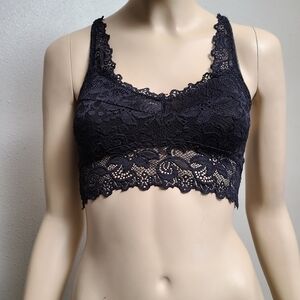 Elegant Lace Bralette in Black